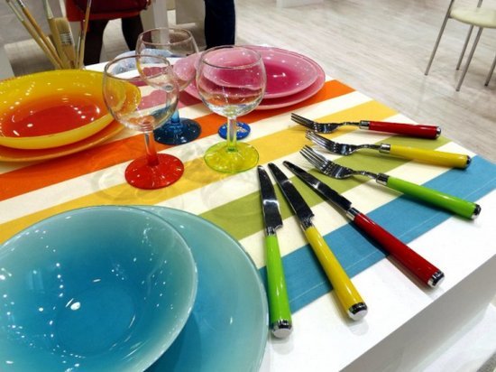 Как цвет посуды влияет на аппетит? 