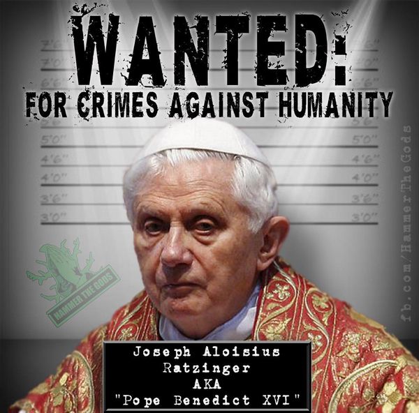 Папа Бенедикт XVI «взорвал» общественную сеть 